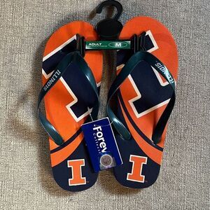 NWT Illinois Illini Flip Flops WOMENS size 9 to 10 or Men’s size 7 to 8